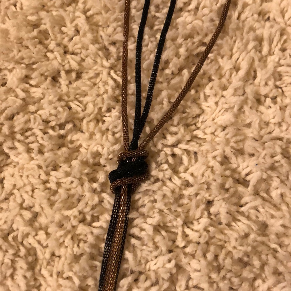 Necklaces - Picture 3 of 5